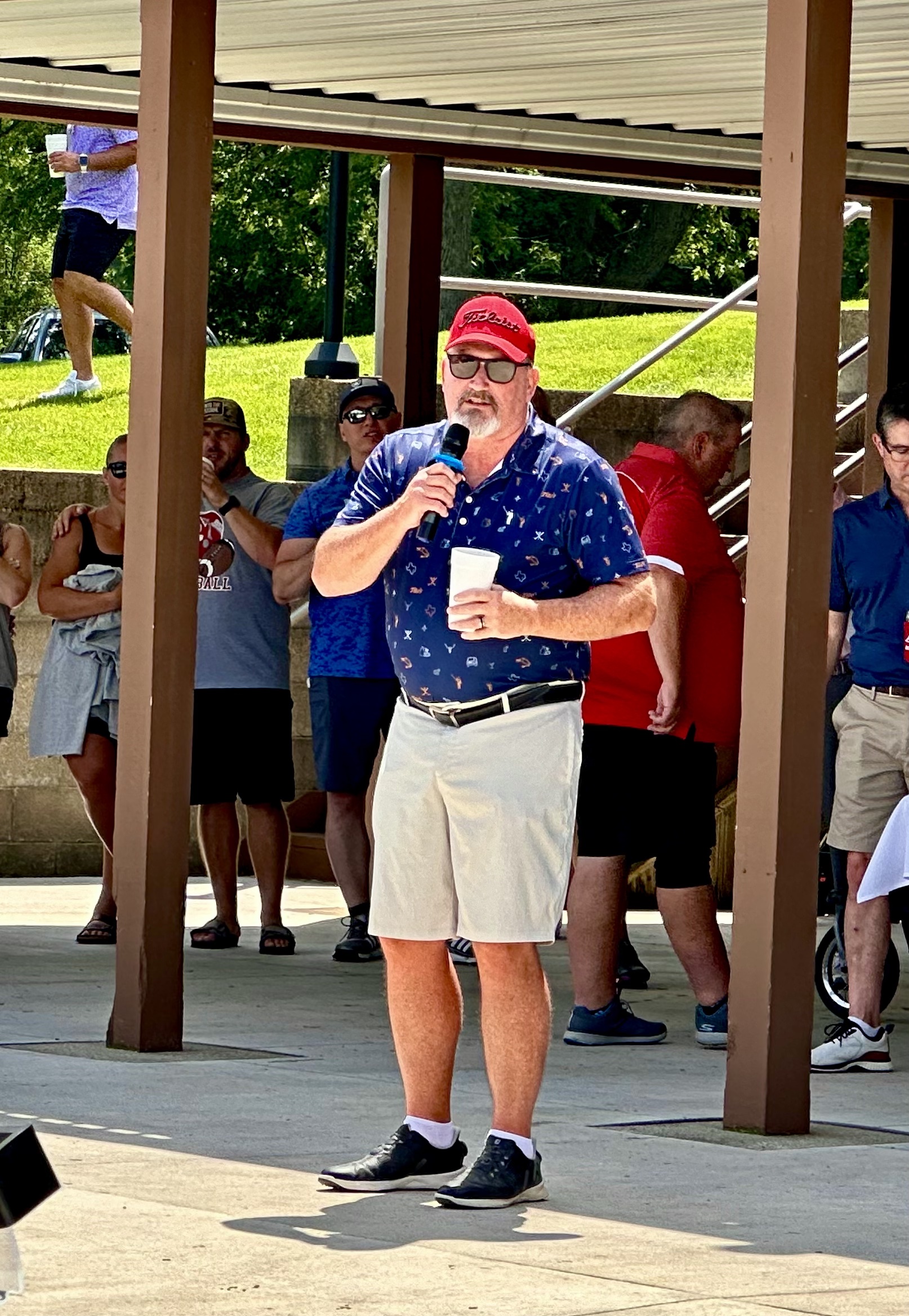 Photo of Mark Fioritto speaking at the 2024 Goshen Gridiron Golf Outing.