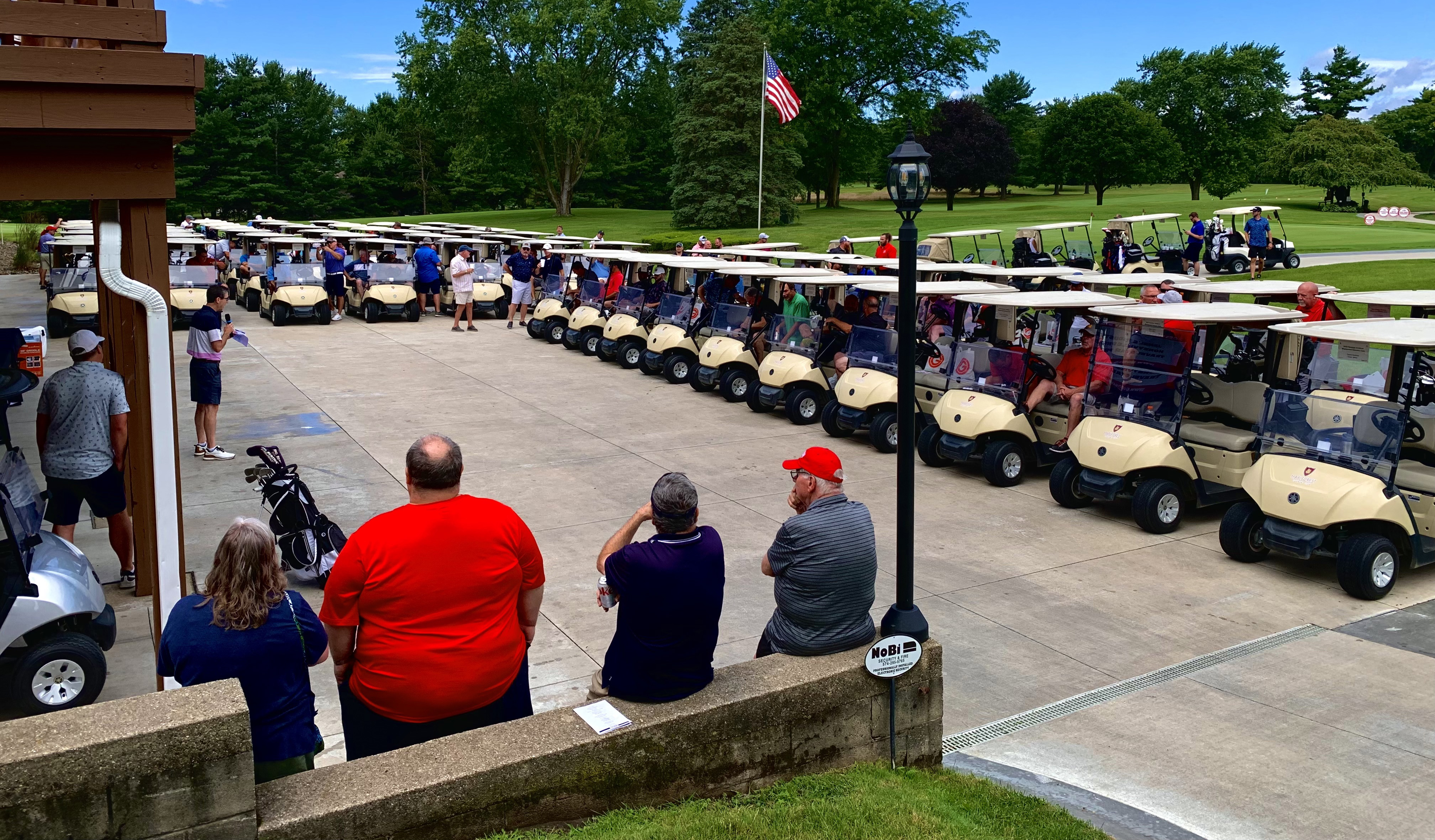 photo of golfers at the 2023 Gridiron golf outing